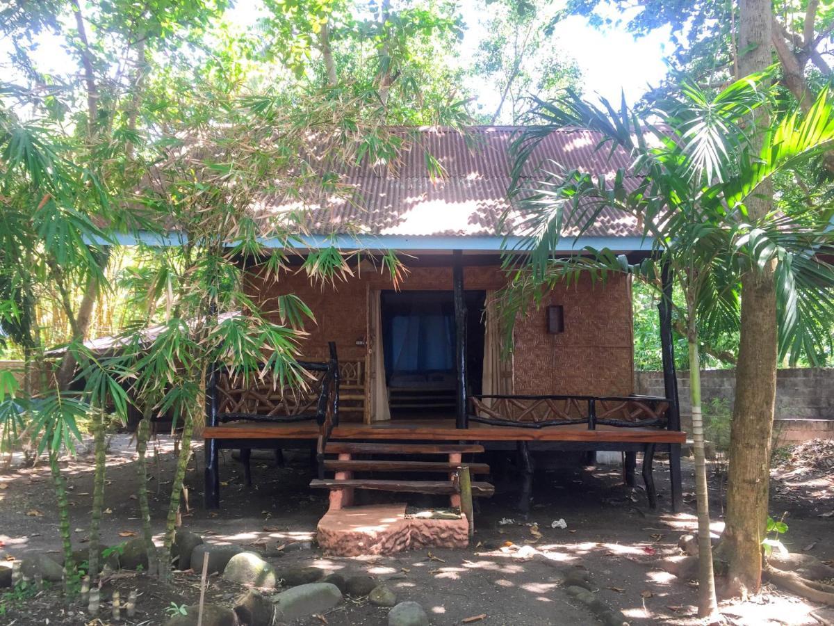 Beach House Resort And Dive Center Mambajao Dış mekan fotoğraf