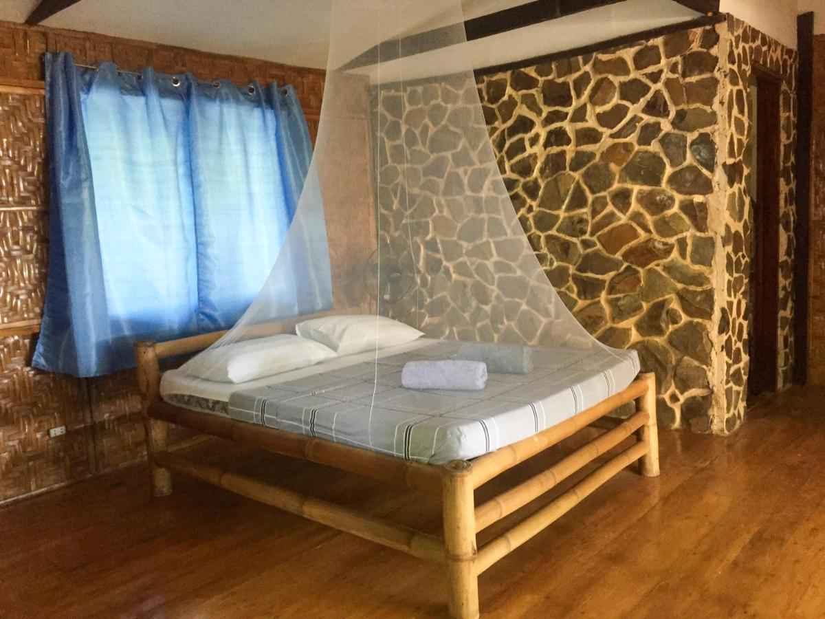 Beach House Resort And Dive Center Mambajao Dış mekan fotoğraf