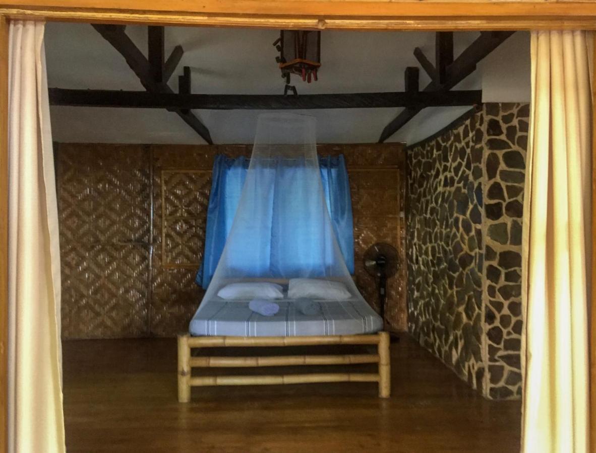 Beach House Resort And Dive Center Mambajao Dış mekan fotoğraf